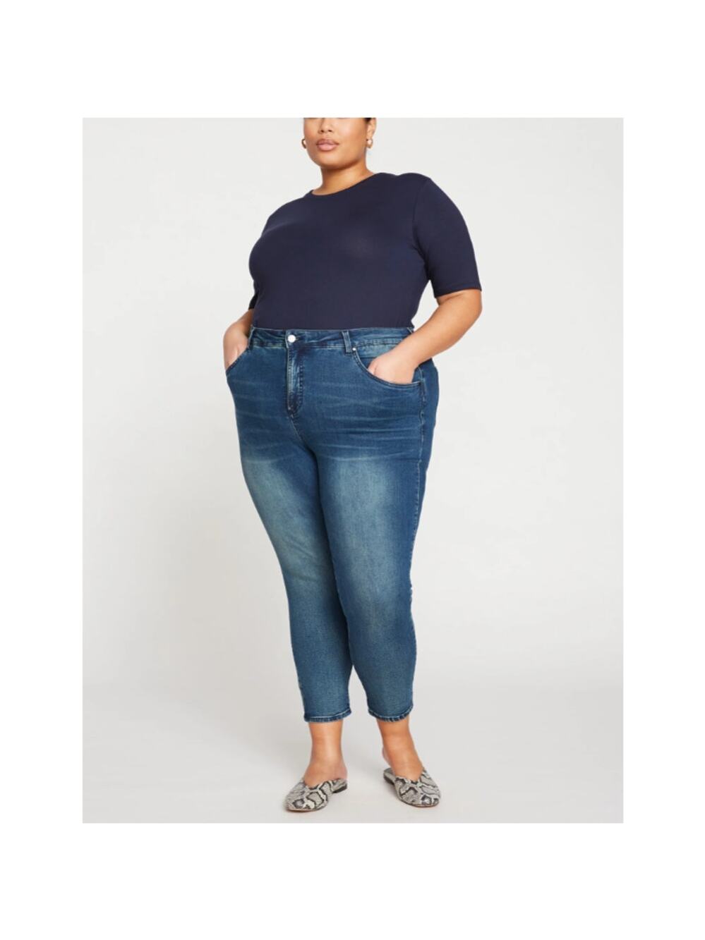 UNIVERSAL STANDARD Women's Blue Vintage LOGAN High Rise Jeans Size 40 / 4XL